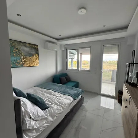 Apartament Victoria Aliki44 *